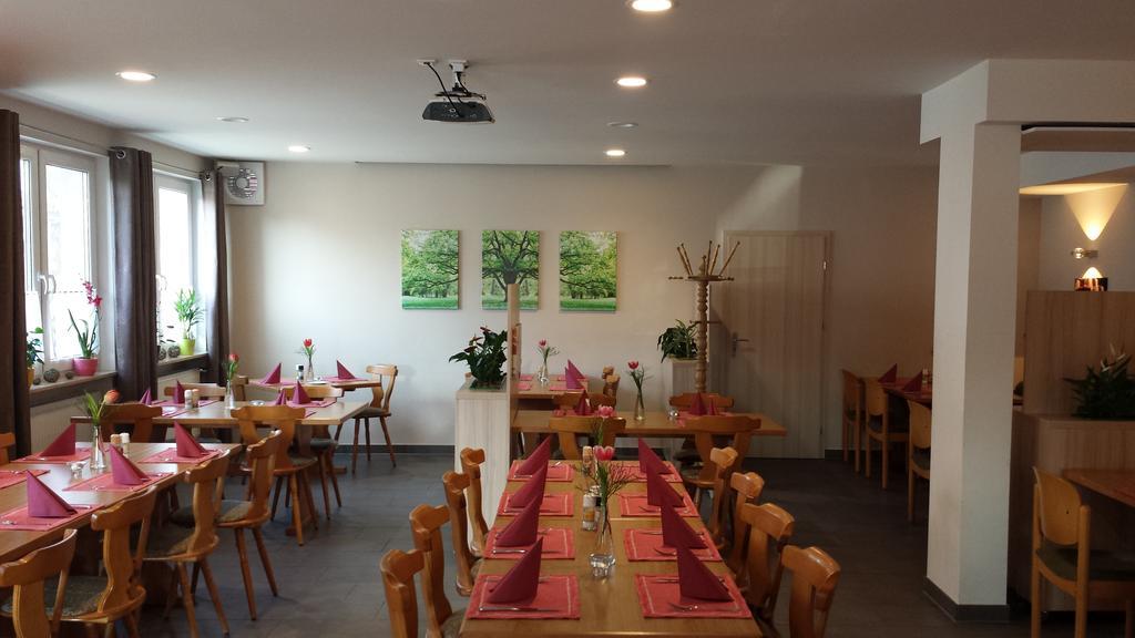 Gasthof Landhotel Gruner Baum Cadolzburg Εξωτερικό φωτογραφία